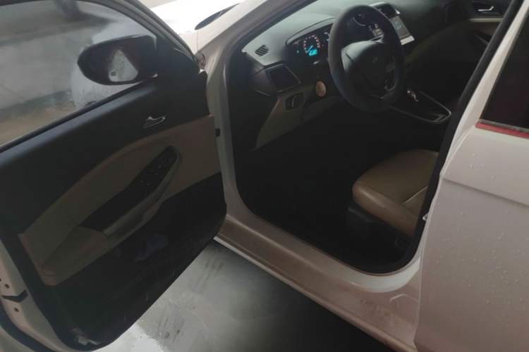 Used Ford Escort 2015 1.5L Automatic Comfort Edition Driver Seat