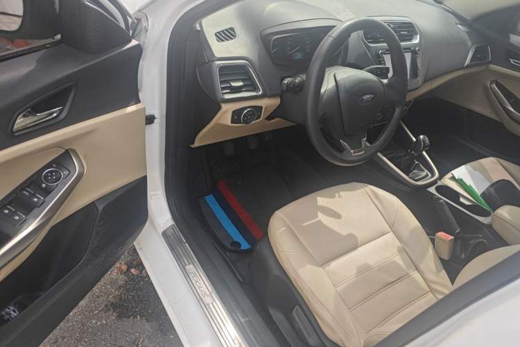 Used Ford Escort 2015 1.5L Manual Comfort Model Driver Seat