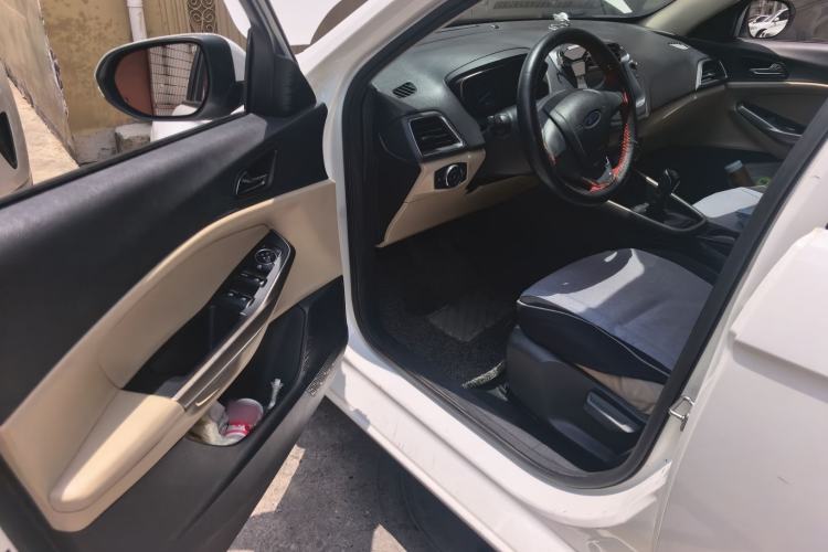 Used Ford Escort 2015 1.5L Manual Comfort Model Driver Seat