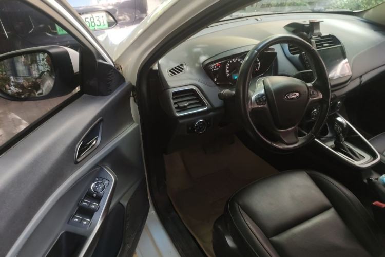 Used Ford Escort 2015 1.5L Automatic Fashion Model Driver Seat