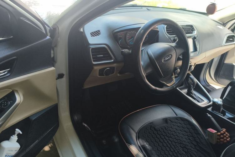 Used Ford Escort 2015 1.5L Automatic Comfort Edition Driver Seat