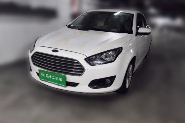 Ford Escort 2015 1.5L Manual Comfort Model usado