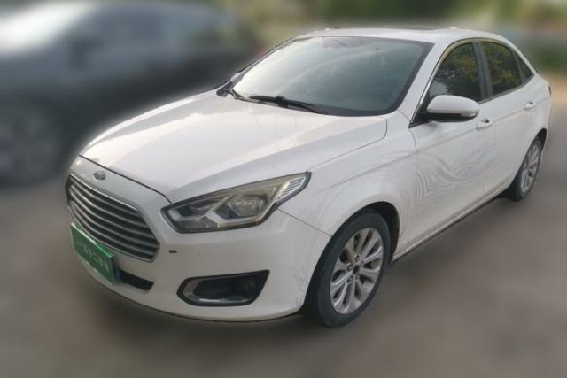 Used Ford Escort 2015 1.5L Manual Fashion Edition
