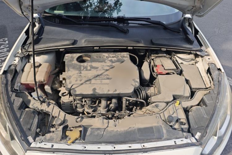 Used Ford Escort 2015 1.5L Automatic Fashion Model Engine Bay