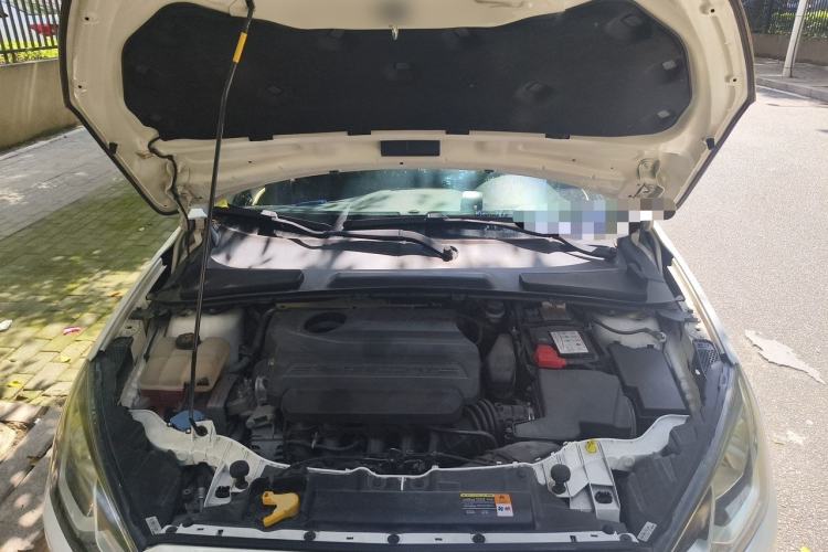 Used Ford Escort 2015 1.5L Automatic Comfort Edition Engine Bay