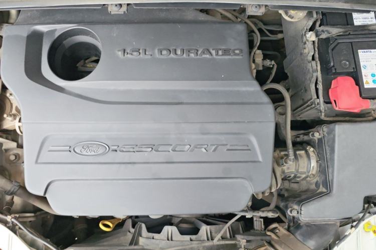 Used Ford Escort 2015 1.5L Manual Comfort Model Engine Bay
