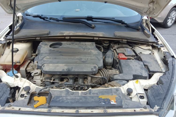 Used Ford Escort 2015 1.5L Automatic Fashion Model Engine Bay