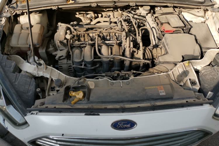 Used Ford Escort 2015 1.5L Manual Fashion Edition Engine Bay