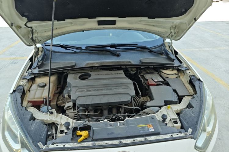 Used Ford Escort 2015 1.5L Manual Comfort Model Engine Bay