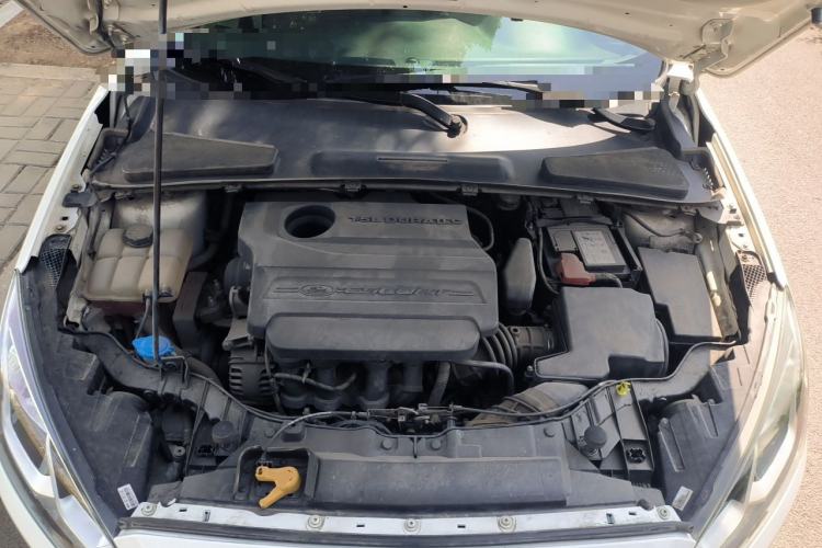 Used Ford Escort 2015 1.5L Automatic Comfort Edition Engine Bay