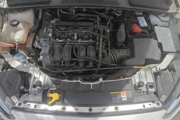 Used Ford Escort 2015 1.5L Automatic Comfort Edition Engine Bay