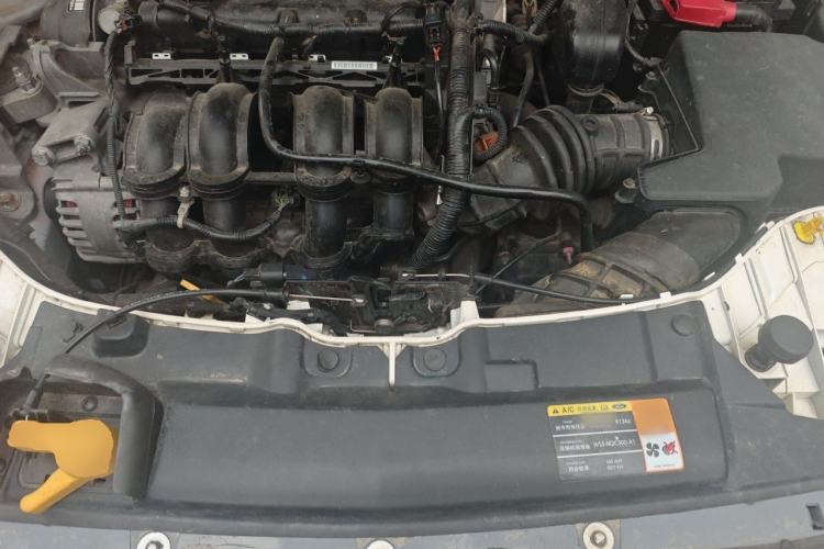Used Ford Escort 2015 1.5L Automatic Fashion Model Engine Bay