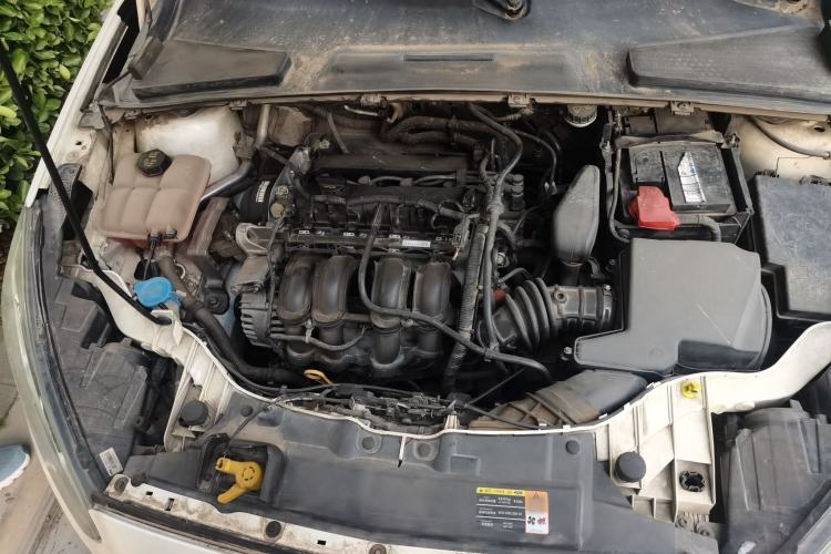 Used Ford Escort 2015 1.5L Automatic Fashion Model Engine Bay