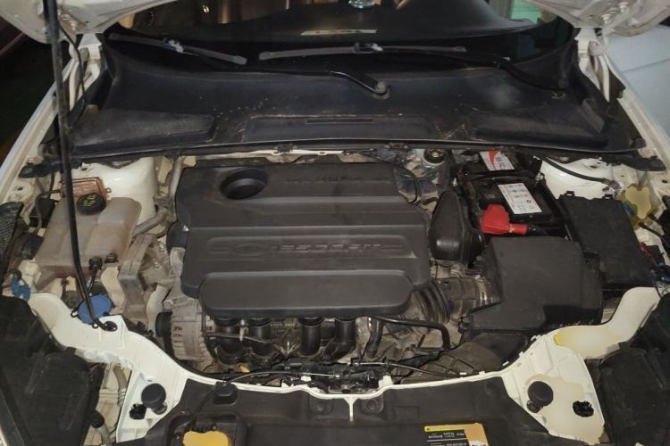 Used Ford Escort 2015 1.5L Automatic Fashion Model Engine Bay