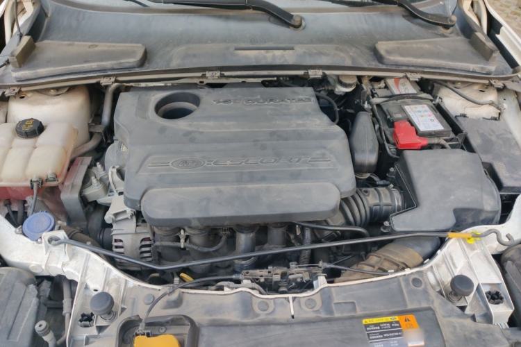 Used Ford Escort 2015 1.5L Automatic Comfort Edition Engine Bay