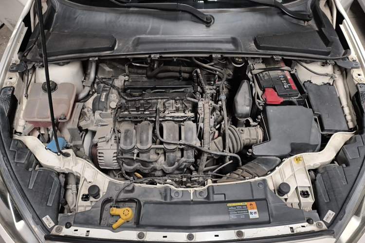 Used Ford Escort 2015 1.5L Automatic Comfort Edition Engine Bay