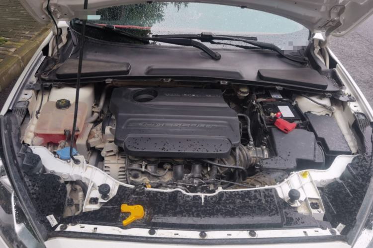 Used Ford Escort 2015 1.5L Manual Fashion Edition Engine Bay