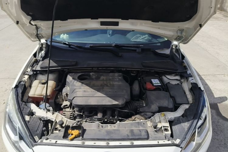 Used Ford Escort 2015 1.5L Automatic Comfort Edition Engine Bay