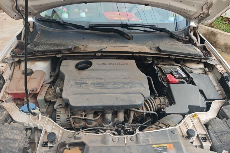 Used Ford Escort 2015 1.5L Manual Comfort Model Engine Bay