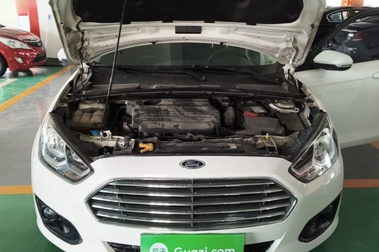 Used Ford Escort 2015 1.5L Automatic Comfort Edition Engine Bay