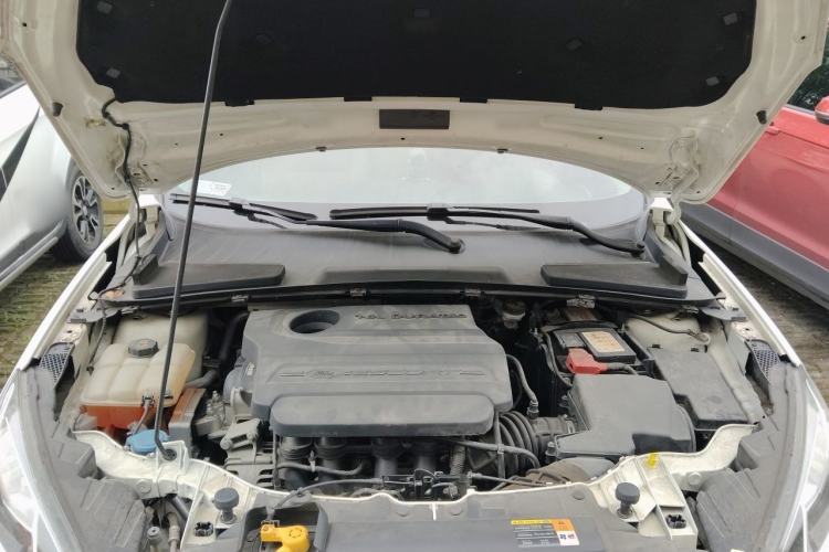 Used Ford Escort 2015 1.5L Manual Comfort Model Engine Bay