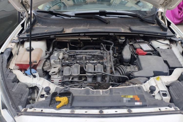 Used Ford Escort 2015 1.5L Automatic Fashion Model Engine Bay