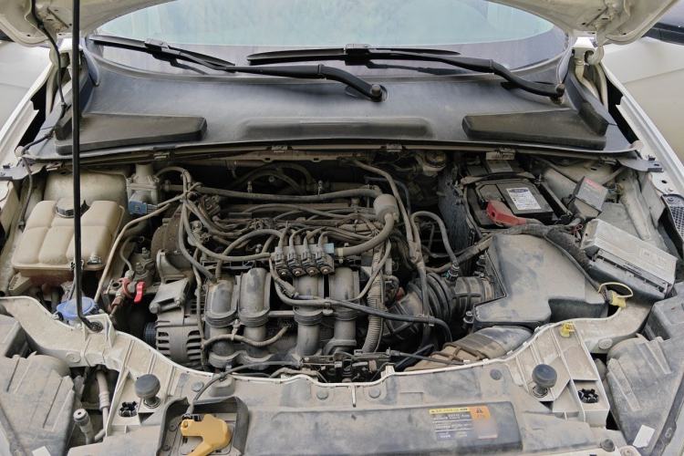 Used Ford Escort 2015 1.5L Manual Fashion Edition Engine Bay