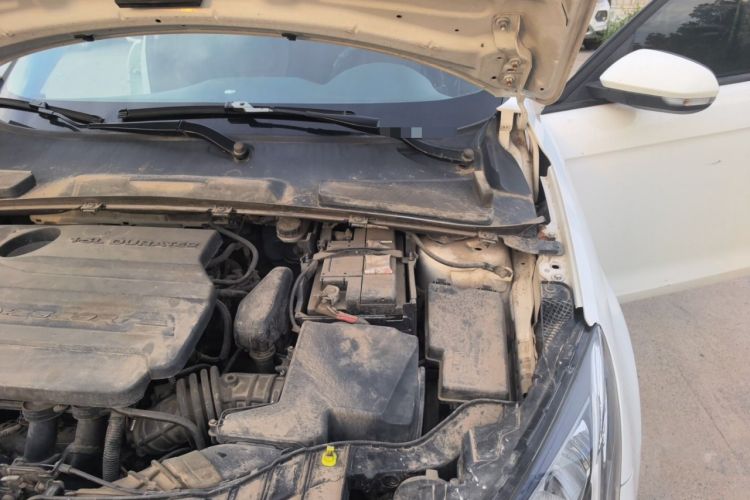 Used Ford Escort 2015 1.5L Automatic Comfort Edition Engine Bay Left