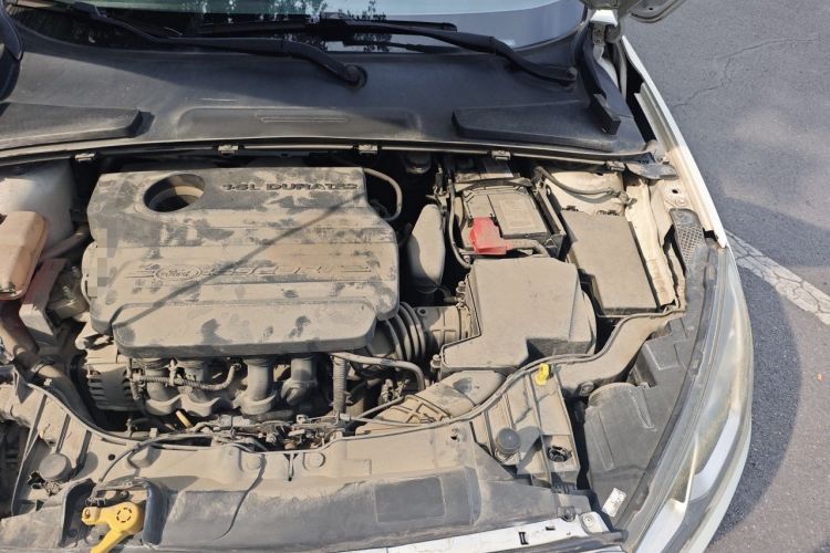 Used Ford Escort 2015 1.5L Automatic Fashion Model Engine Bay Left