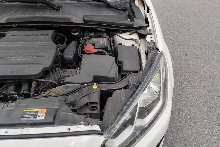 Used Ford Escort 2015 1.5L Automatic Fashion Model Engine Bay Left