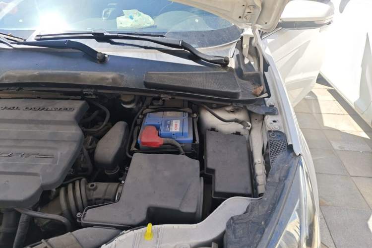 Used Ford Escort 2015 1.5L Automatic Fashion Model Engine Bay Left