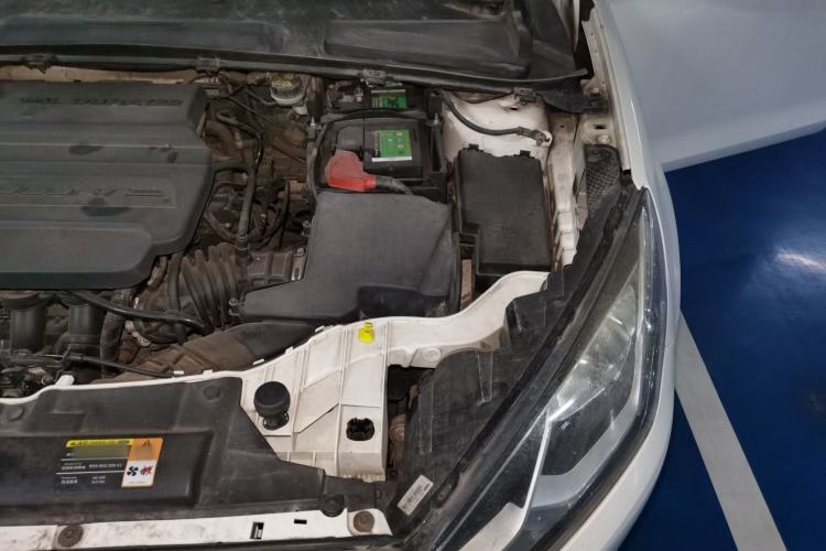Used Ford Escort 2015 1.5L Manual Comfort Model Engine Bay Left