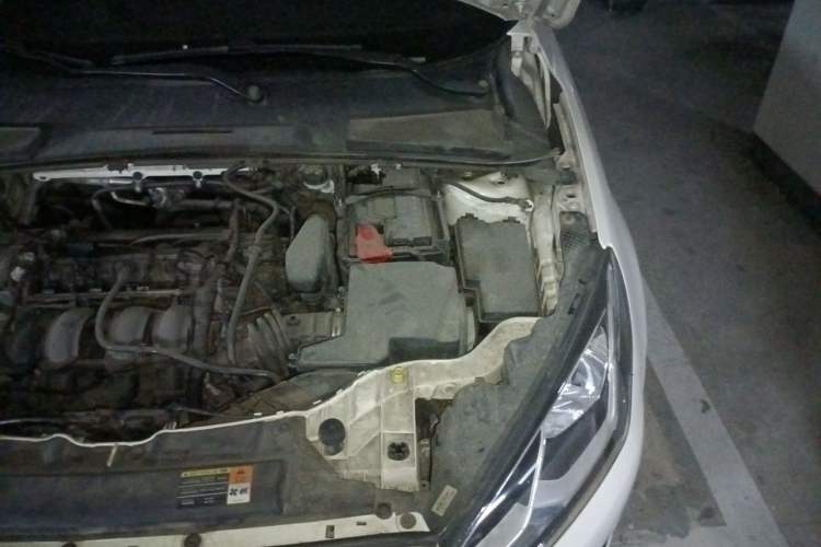 Used Ford Escort 2015 1.5L Automatic Comfort Edition Engine Bay Left