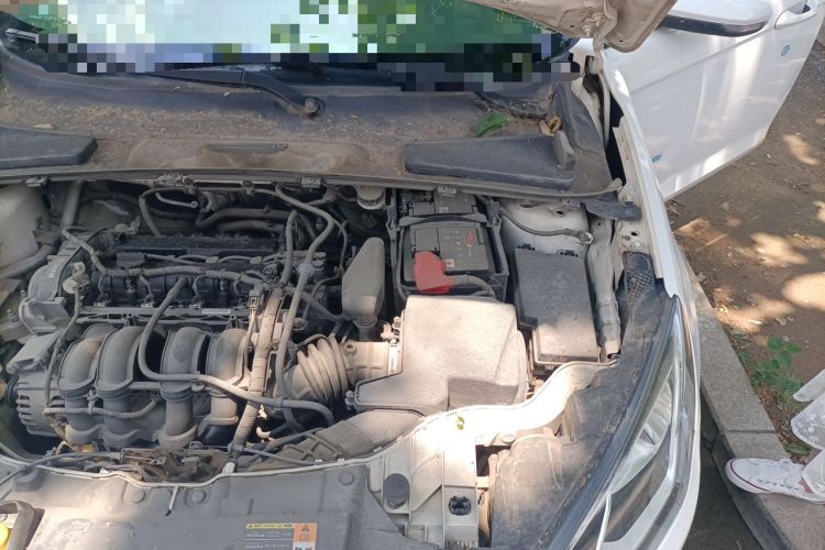 Used Ford Escort 2015 1.5L Automatic Comfort Edition Engine Bay Left