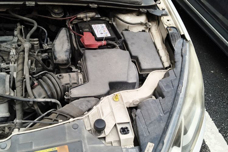 Used Ford Escort 2015 1.5L Automatic Fashion Model Engine Bay Left