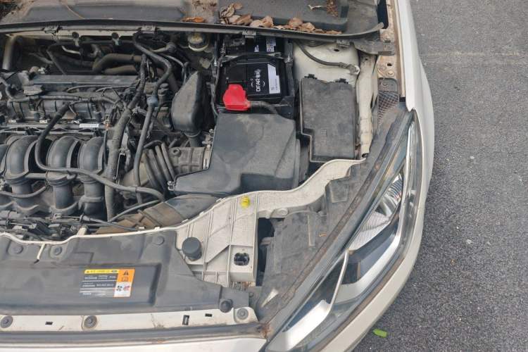 Used Ford Escort 2015 1.5L Automatic Fashion Model Engine Bay Left