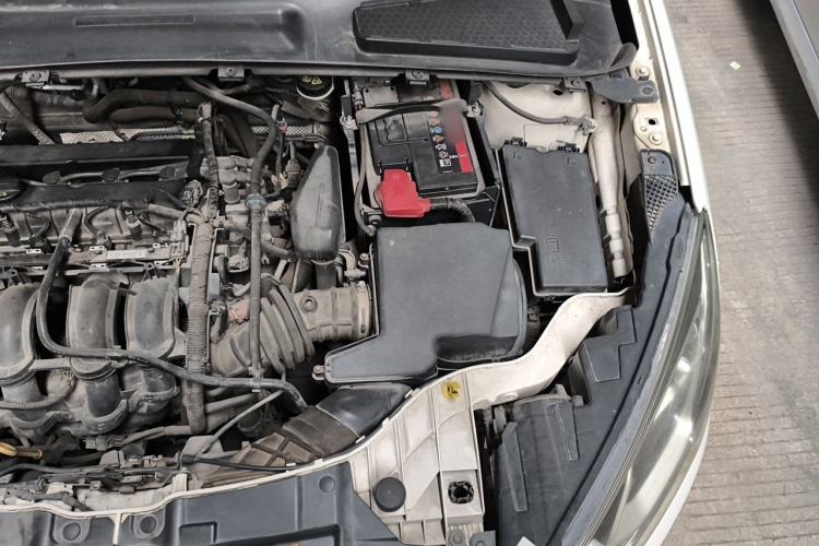 Used Ford Escort 2015 1.5L Automatic Comfort Edition Engine Bay Left