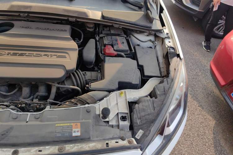 Used Ford Escort 2015 1.5L Automatic Comfort Edition Engine Bay Left
