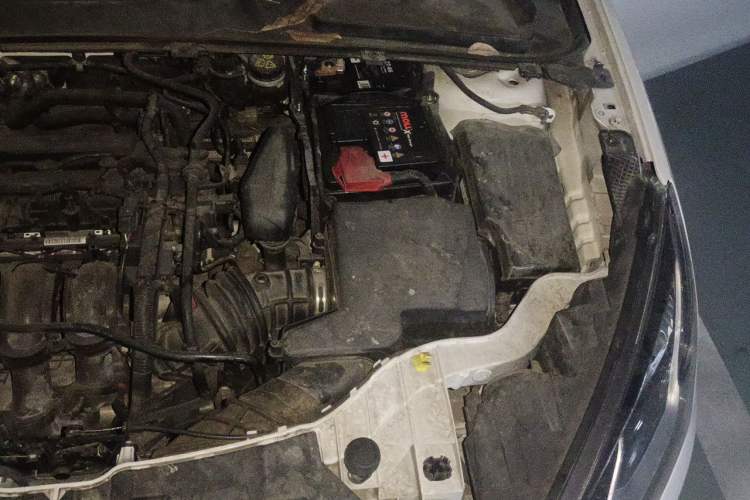 Used Ford Escort 2015 1.5L Automatic Fashion Model Engine Bay Left