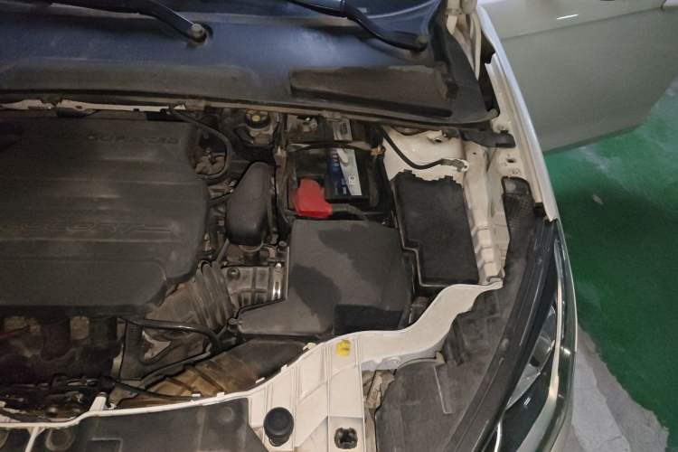 Used Ford Escort 2015 1.5L Automatic Comfort Edition Engine Bay Left