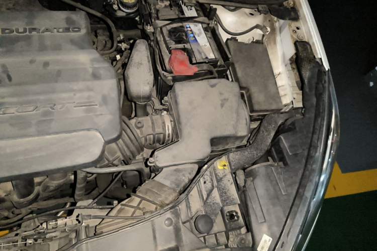 Used Ford Escort 2015 1.5L Automatic Comfort Edition Engine Bay Left