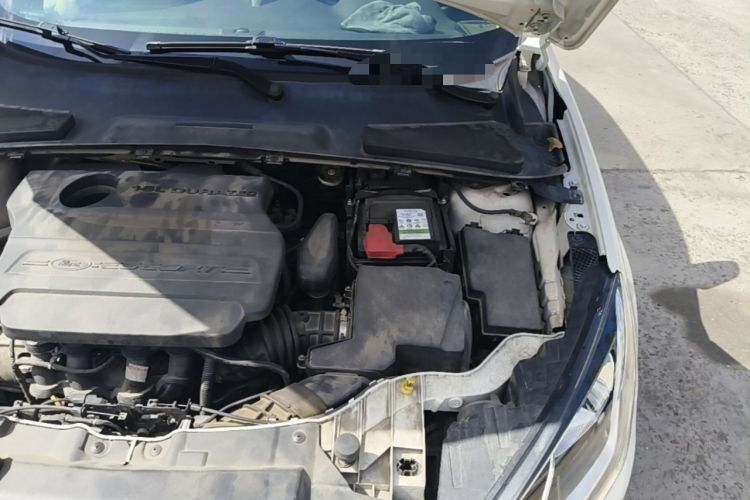 Used Ford Escort 2015 1.5L Automatic Comfort Edition Engine Bay Left