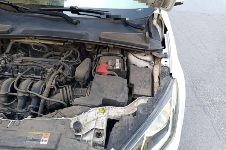 Used Ford Escort 2015 1.5L Automatic Comfort Edition Engine Bay Left