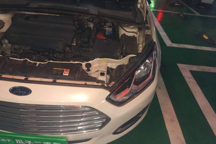 Used Ford Escort 2015 1.5L Automatic Fashion Model Engine Bay Left