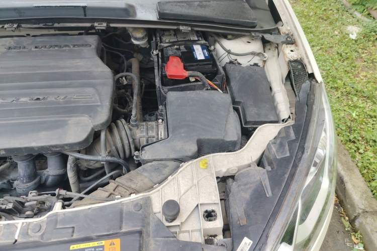 Used Ford Escort 2015 1.5L Manual Comfort Model Engine Bay Left