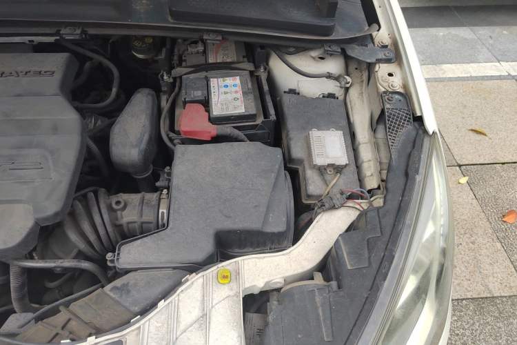 Used Ford Escort 2015 1.5L Automatic Comfort Edition Engine Bay Left