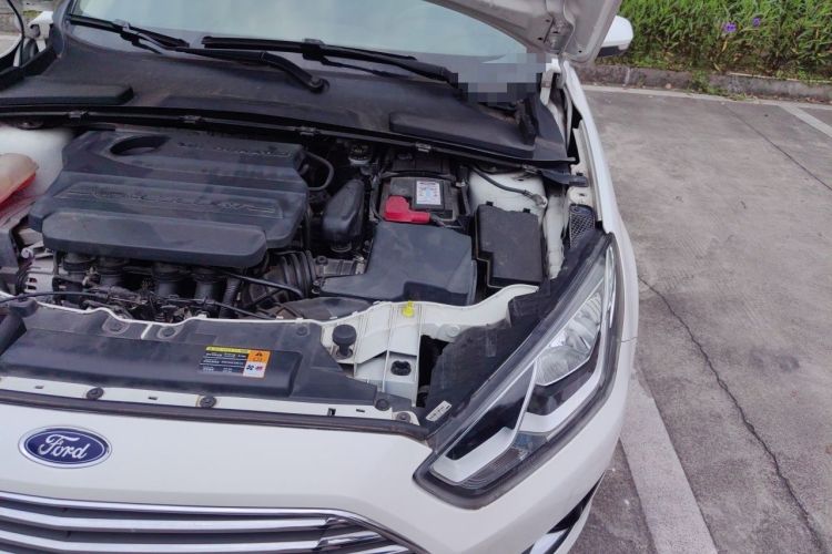 Used Ford Escort 2015 1.5L Automatic Fashion Model Engine Bay Left
