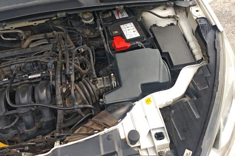 Used Ford Escort 2015 1.5L Manual Comfort Model Engine Bay Left