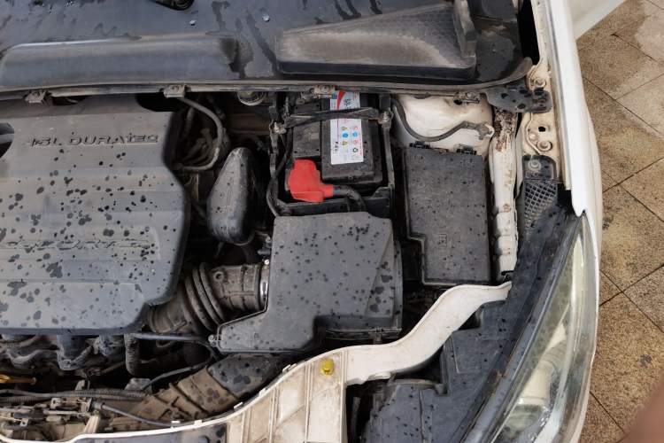 Used Ford Escort 2015 1.5L Automatic Comfort Edition Engine Bay Left
