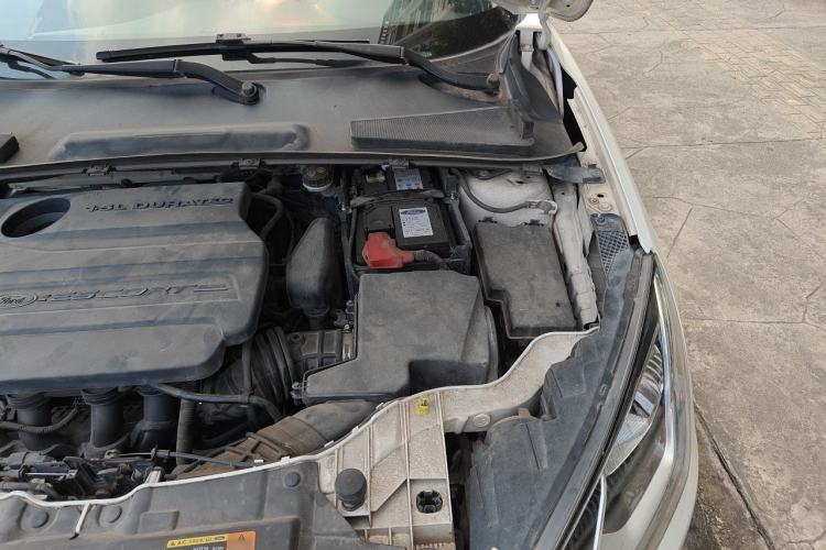 Used Ford Escort 2015 1.5L Automatic Fashion Model Engine Bay Left